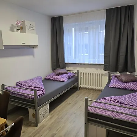 Big City Apartment Krefeld With Balcony