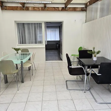 Big City Apartment Krefeld With Balcony *